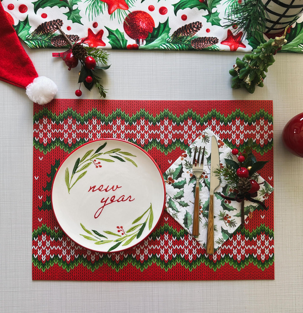 Red Knit Christmas Tree Placemat: Waterproof Holiday Table Decor